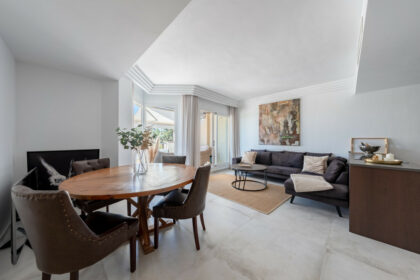 efb4dfe82185c13bb76bec1d556ac8cb - 7