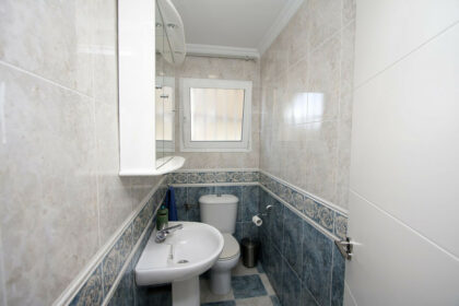 efd1130d5587f80dc4c5919066e1eb82 - 17