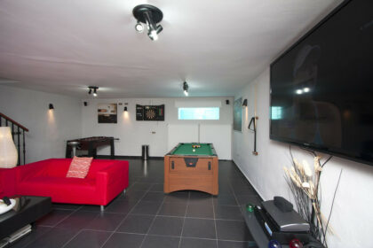 efd1130d5587f80dc4c5919066e1eb82 - 38