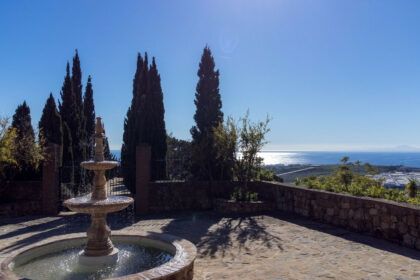 f0bd7cc84bd82cf388b17e68b8574f8a - 10