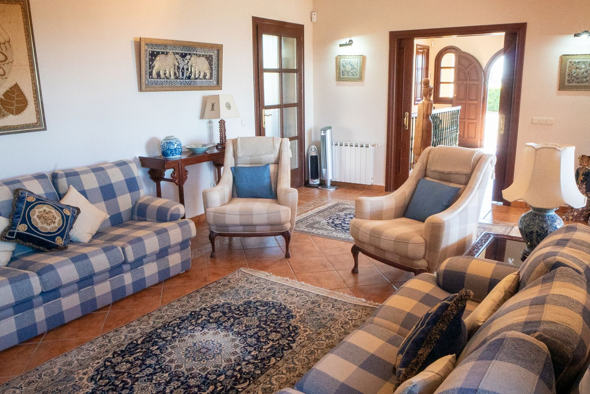 f0bd7cc84bd82cf388b17e68b8574f8a - 15