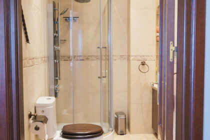 f0bd7cc84bd82cf388b17e68b8574f8a - 24