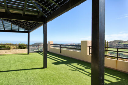 f16f6ae24a57ff236f01581a20b8a221 - 18