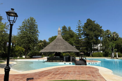 f1f51b4cf16615916cf01590de985d25 - 14