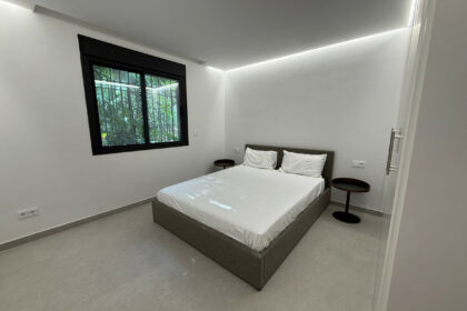 f1f51b4cf16615916cf01590de985d25 - 6