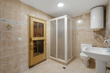 f262b10b431b181d58ec0345ea032f5f - 37