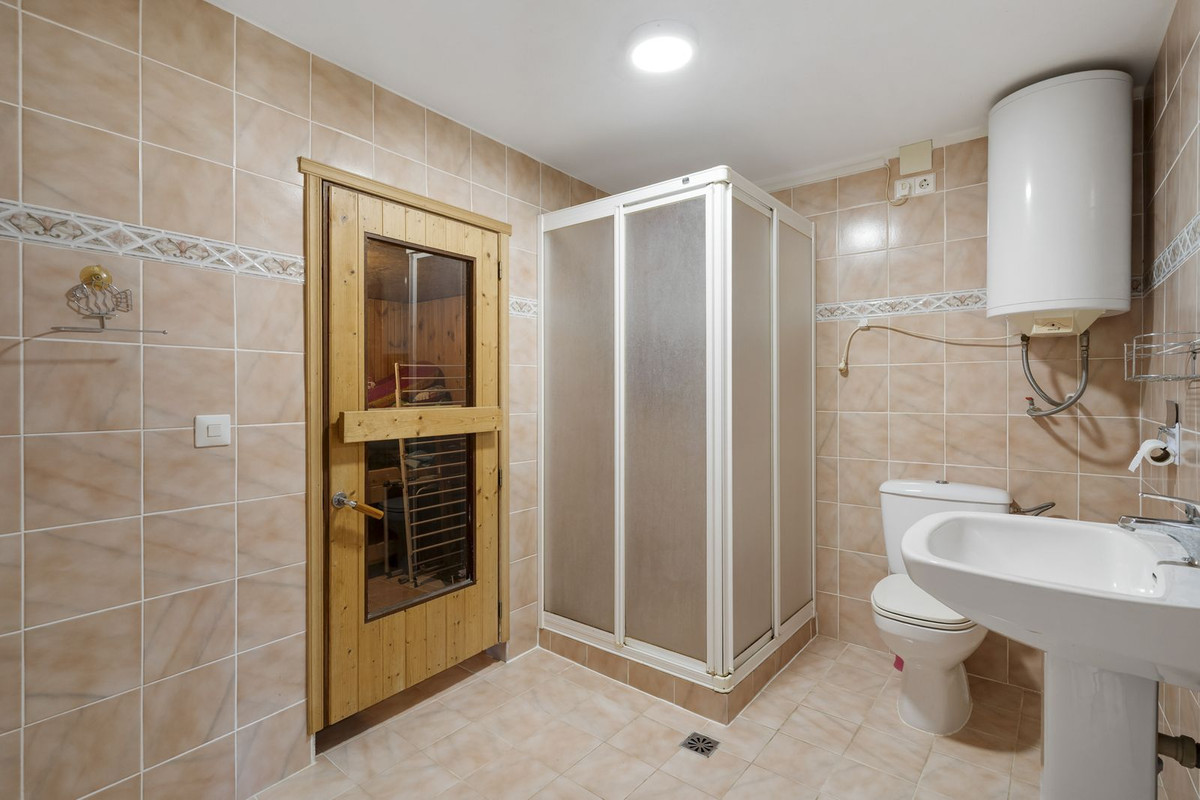 f262b10b431b181d58ec0345ea032f5f - 37