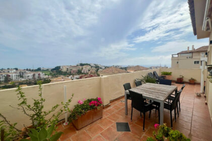 f26dfdcbf4945bdcc8fe38701f130566 - 1