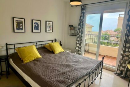 f26dfdcbf4945bdcc8fe38701f130566 - 11