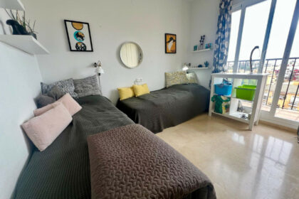 f26dfdcbf4945bdcc8fe38701f130566 - 13