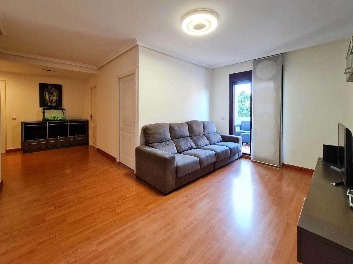 f2bd823c6a7e4d82278eb3e55c88ee68 - 4