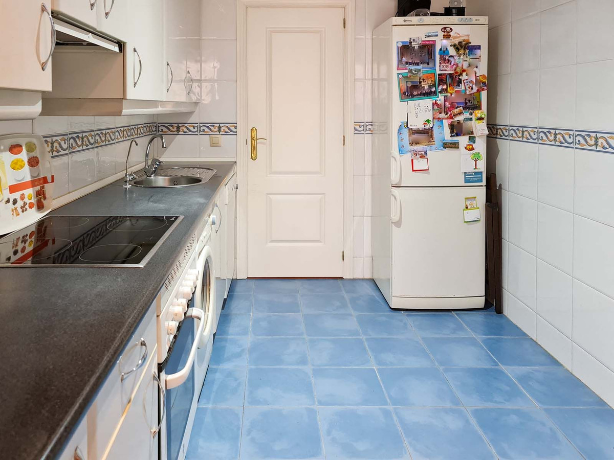 f2bd823c6a7e4d82278eb3e55c88ee68 - 8