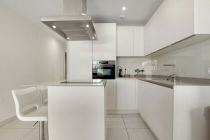 f384dc3ec730e44aeb929414fbb4a9c9 - 11