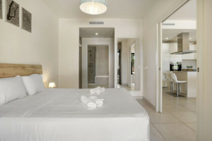 f384dc3ec730e44aeb929414fbb4a9c9 - 13