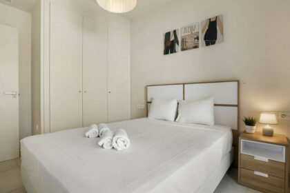 f384dc3ec730e44aeb929414fbb4a9c9 - 16