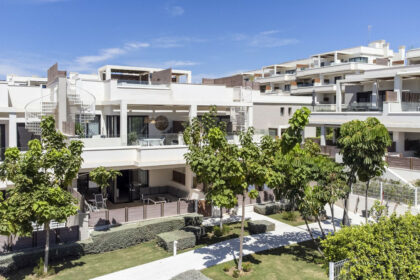 f384dc3ec730e44aeb929414fbb4a9c9 - 29