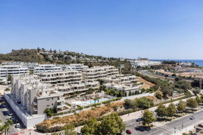 f384dc3ec730e44aeb929414fbb4a9c9 - 31