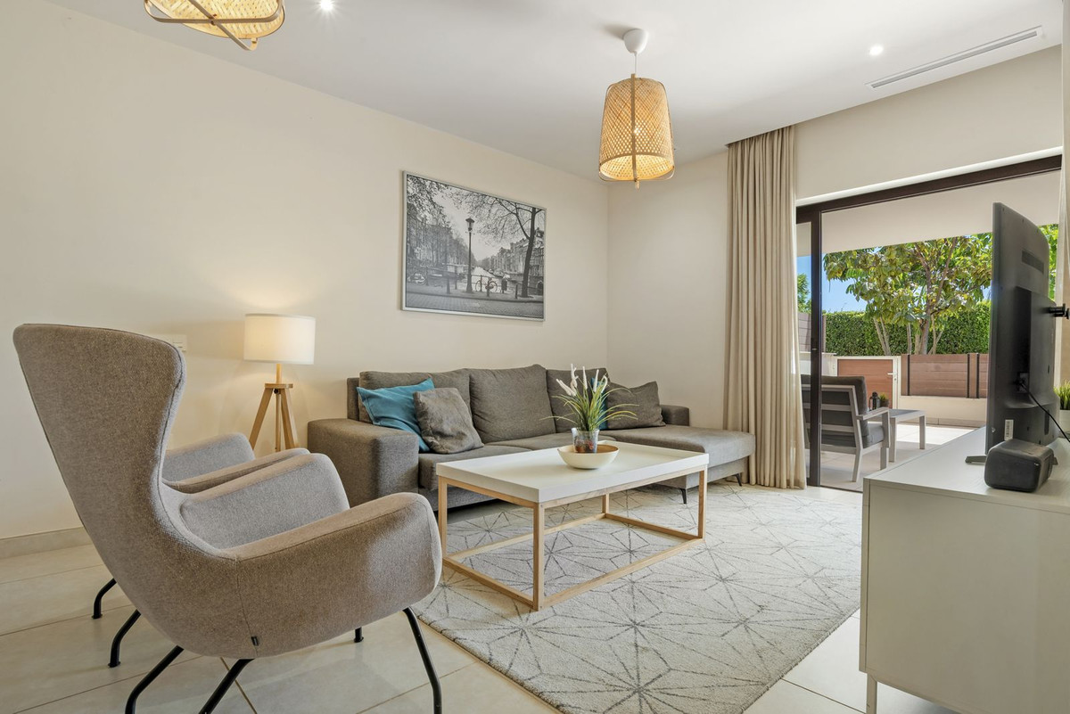 f384dc3ec730e44aeb929414fbb4a9c9 - 8