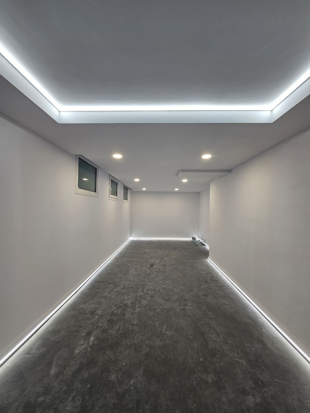 f433b087a92603a00cfd3abf230fca55 - 55