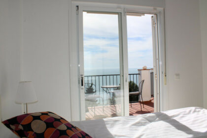 f4a814142e0195d90531af4b9d387287 - 20