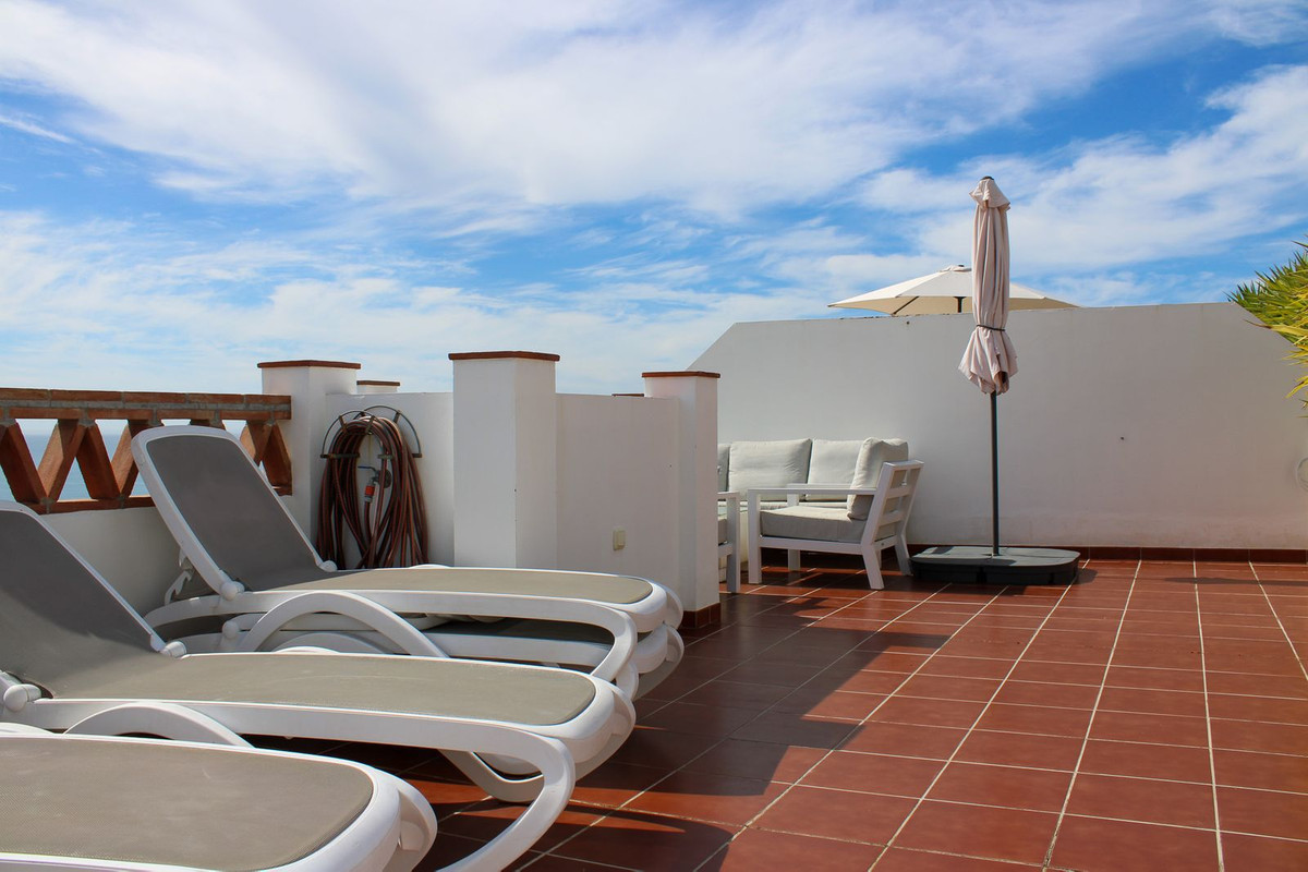 f4a814142e0195d90531af4b9d387287 - 25