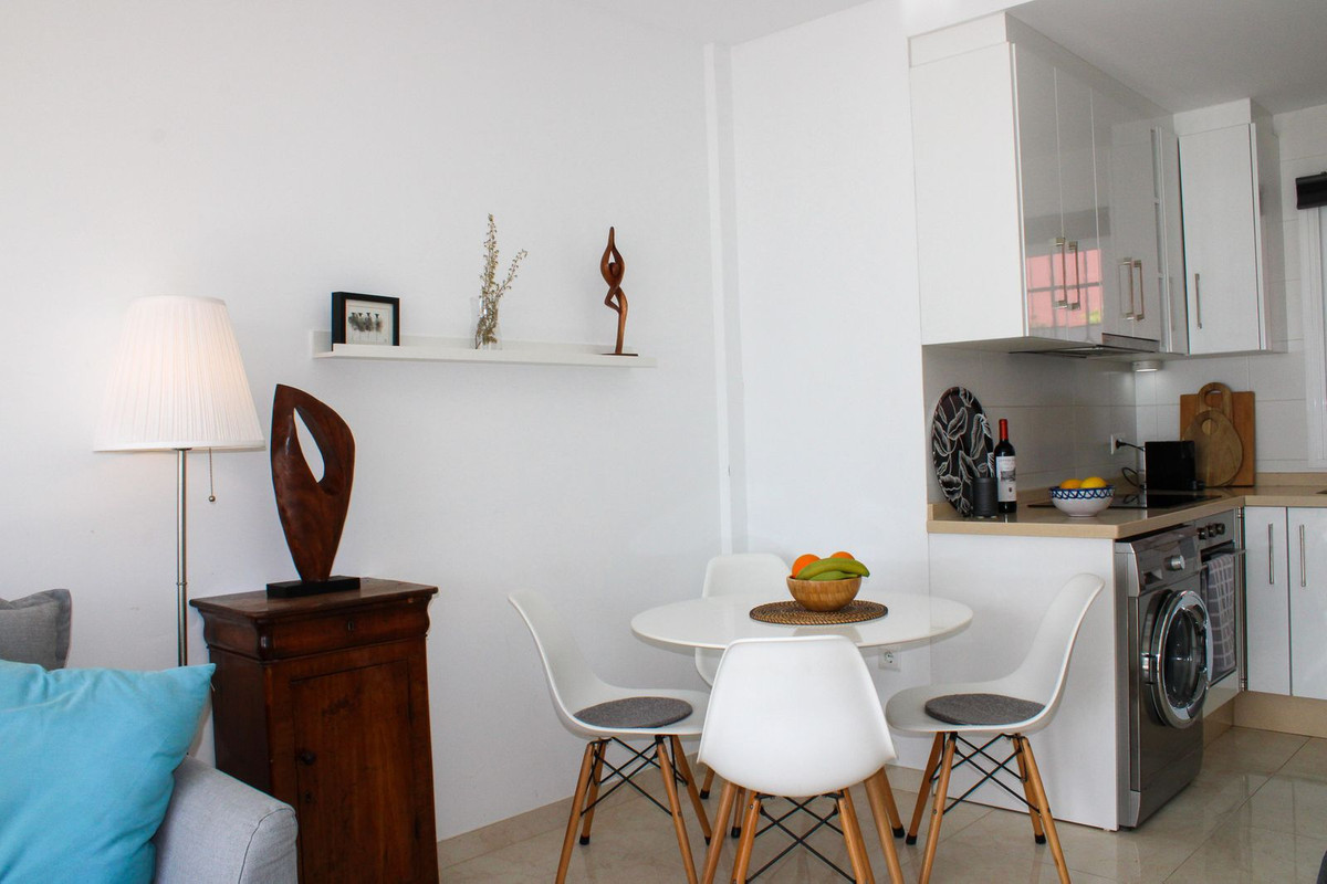 f4a814142e0195d90531af4b9d387287 - 8