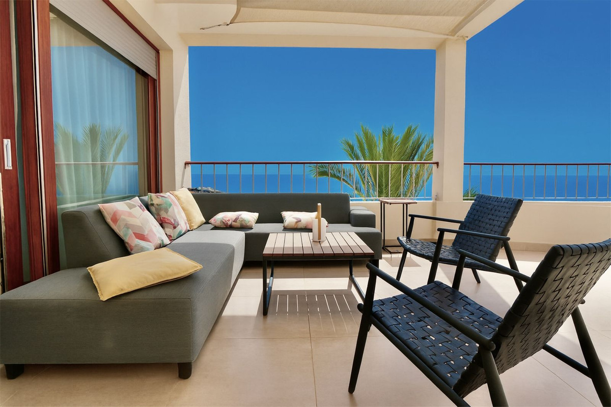 f4ba81118707c94b722b50f0fd79b30b - 27