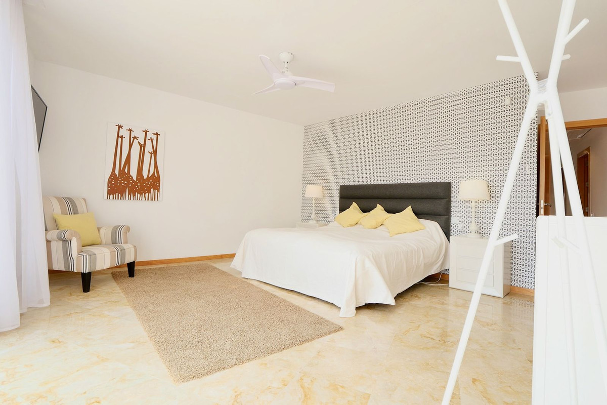 f4ba81118707c94b722b50f0fd79b30b - 29