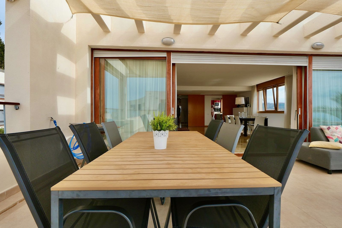 f4ba81118707c94b722b50f0fd79b30b - 31