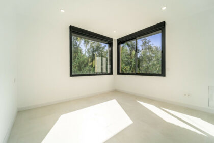 f54a3a558597f82f29ac2d24a096308d - 17