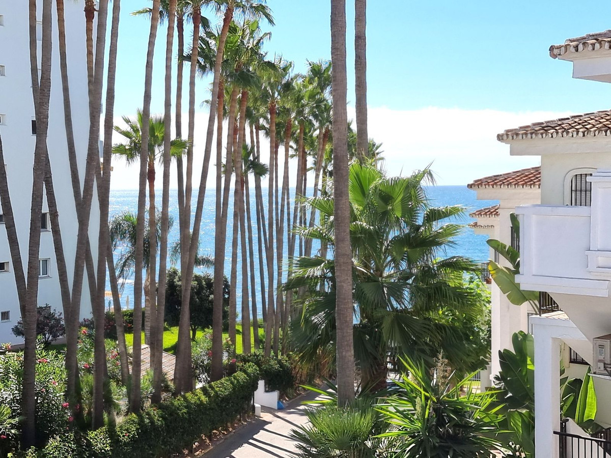 f5647c7af7155035a7c094b70dca4ce6 - 22