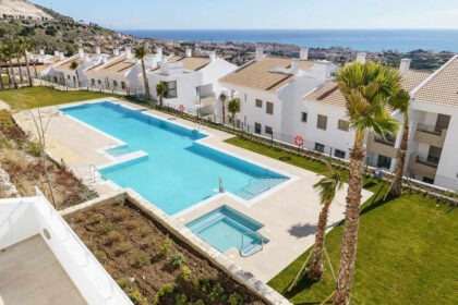 f5b921da2bb23c7136bb22fa09b8a857 - 13