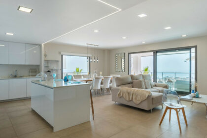 f5b921da2bb23c7136bb22fa09b8a857 - 4