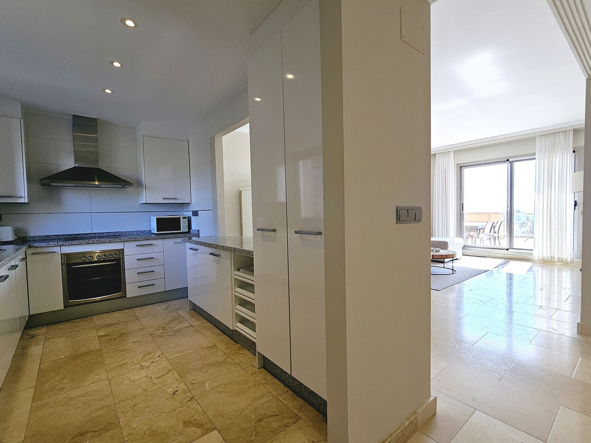 f656241e513a2f76dd2fa6b0ef4515ef - 13