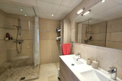 f656241e513a2f76dd2fa6b0ef4515ef - 23