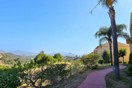 f656241e513a2f76dd2fa6b0ef4515ef - 25