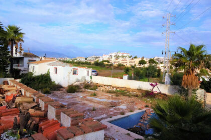 f65775aedcd6e3c35240ea3a887a327e - 1