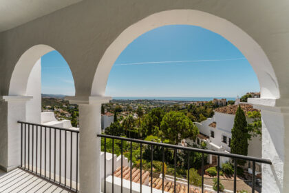 f65bd0c5ec5cb530bec2d4c5b4390db7 - 12