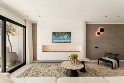 f65bd0c5ec5cb530bec2d4c5b4390db7 - 14