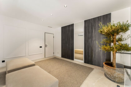 f65bd0c5ec5cb530bec2d4c5b4390db7 - 9