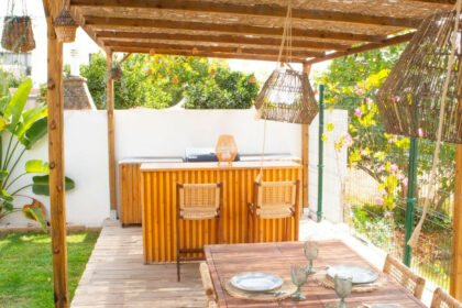 f6a3d9e2f01ebda1ef8cc06a01bf45e7 - 11