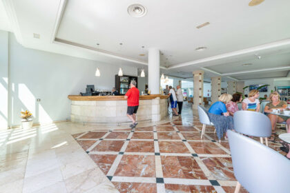 f732bf763ed777cd41d3d6356c823f27 - 23