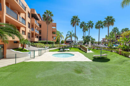 f732bf763ed777cd41d3d6356c823f27 - 32