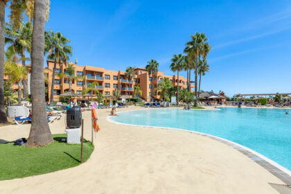 f732bf763ed777cd41d3d6356c823f27 - 35