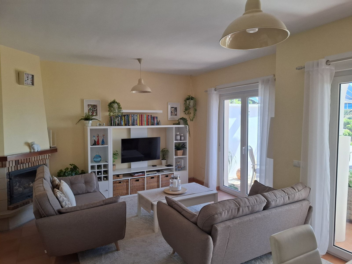 f73b2bcf12673326f8ec58b1a93bd3e1 - 17