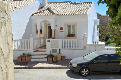 f73b2bcf12673326f8ec58b1a93bd3e1 - 2