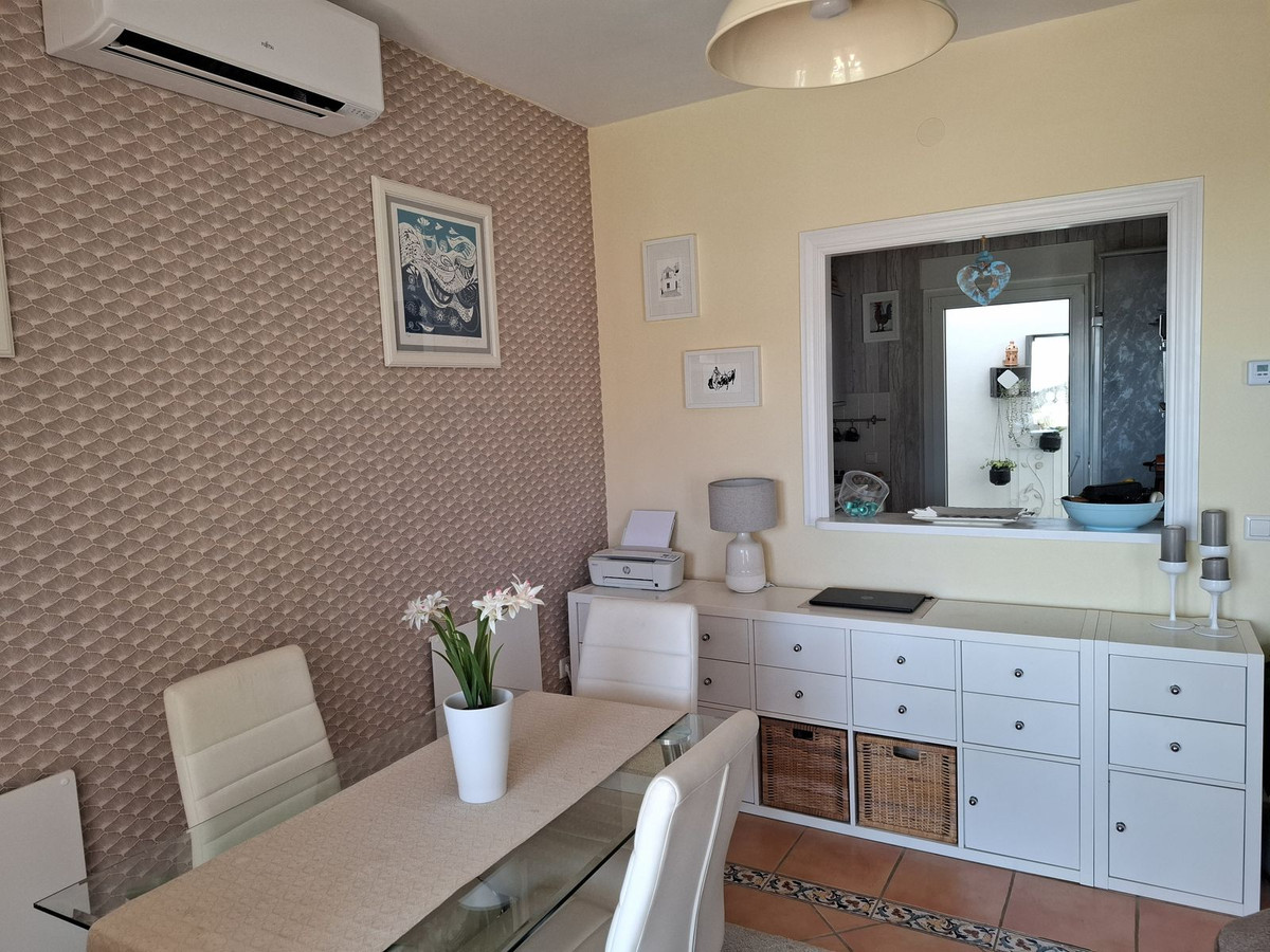 f73b2bcf12673326f8ec58b1a93bd3e1 - 23