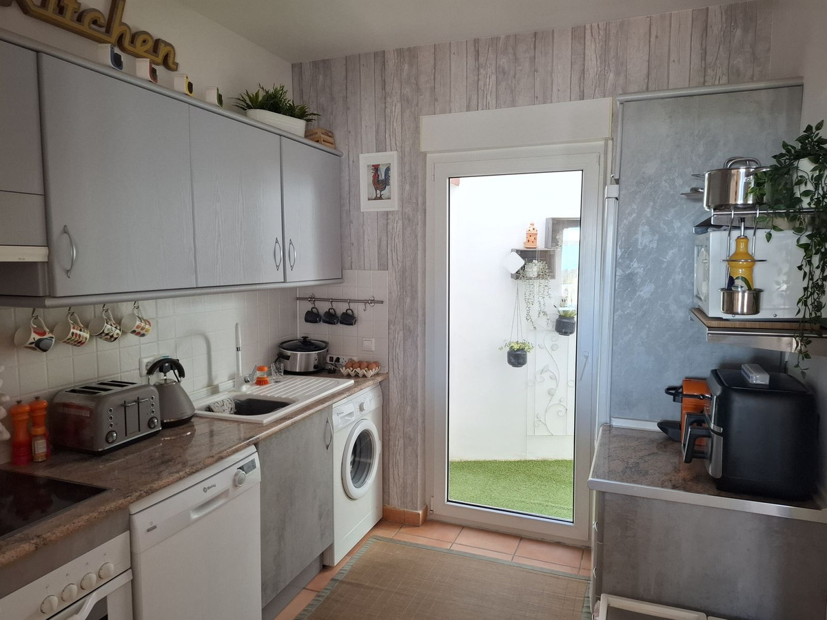 f73b2bcf12673326f8ec58b1a93bd3e1 - 36