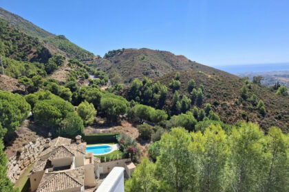 f73b2bcf12673326f8ec58b1a93bd3e1 - 55