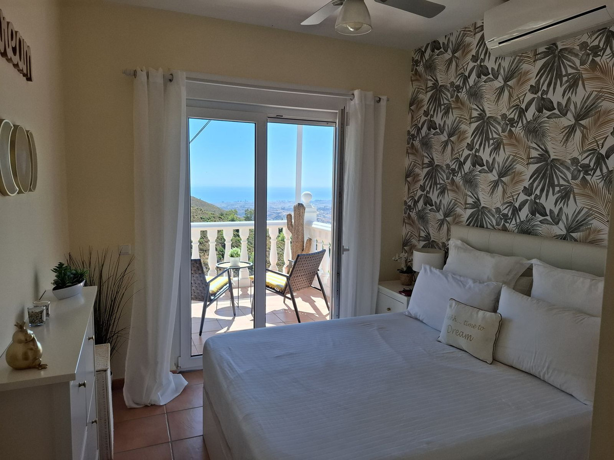 f73b2bcf12673326f8ec58b1a93bd3e1 - 58